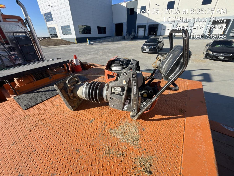 2024 HUSQVARNA LT6005