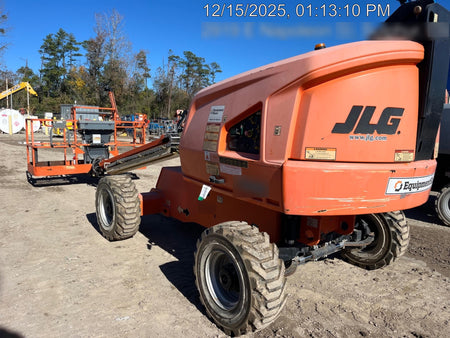 2019 JLG 400S