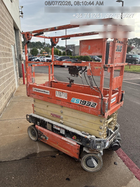 2021 JLG ES1932
