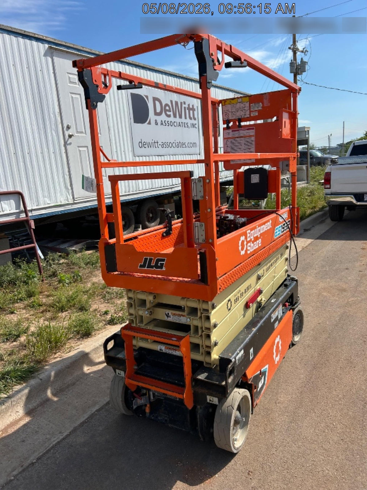 2023 JLG ES1932