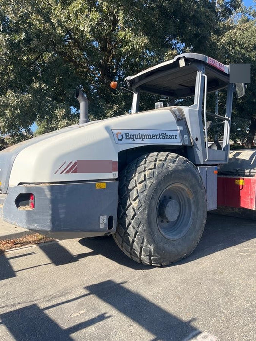 2020 DYNAPAC CA2500D