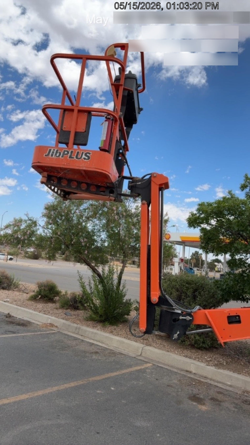 2020 JLG E300AJP