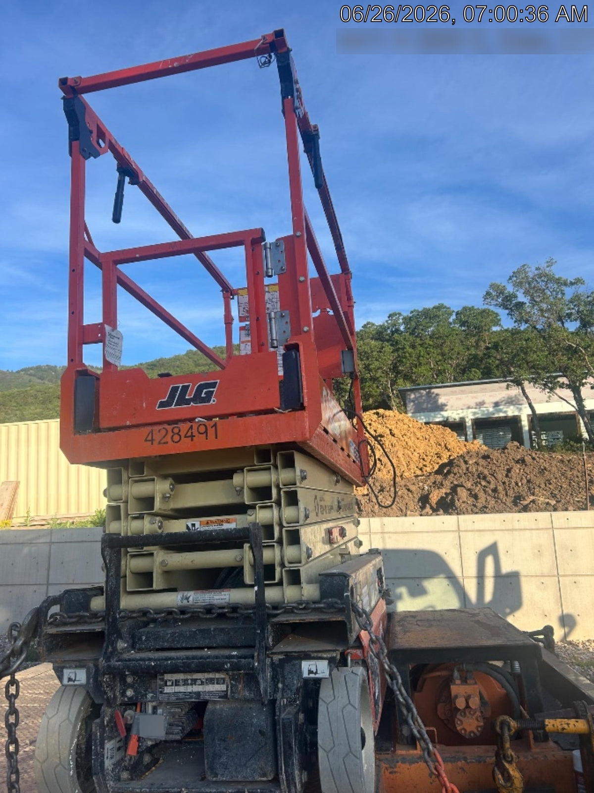 2024 JLG ES1932