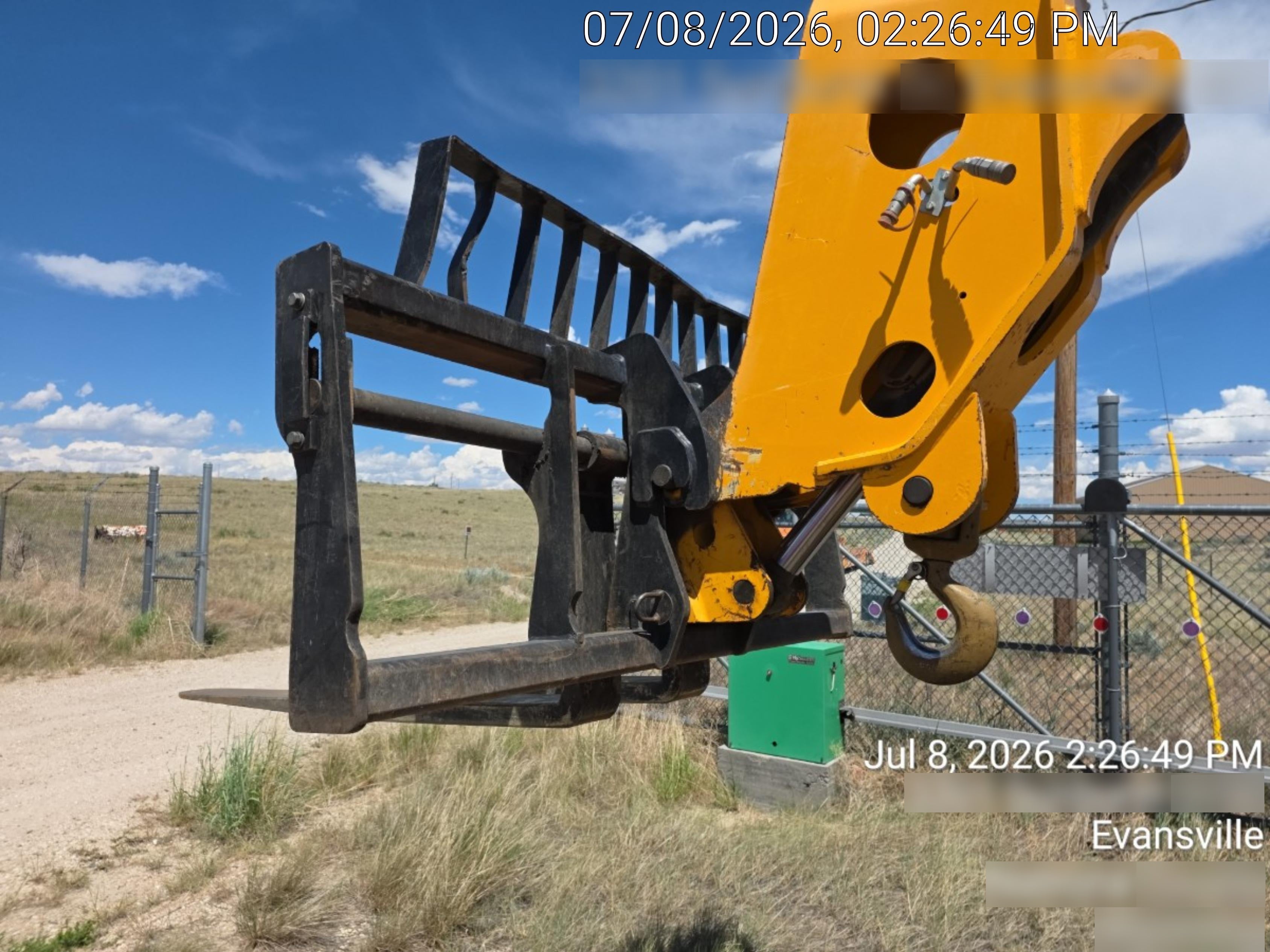 2019 JCB 512-56 Cab/Heat/Air, 109 HP, Solid Tires, STD Worklight, Beacon, Aux Hydraulics, Lifting Eye, Back up Alarm w/66" Carriage/60" Forks