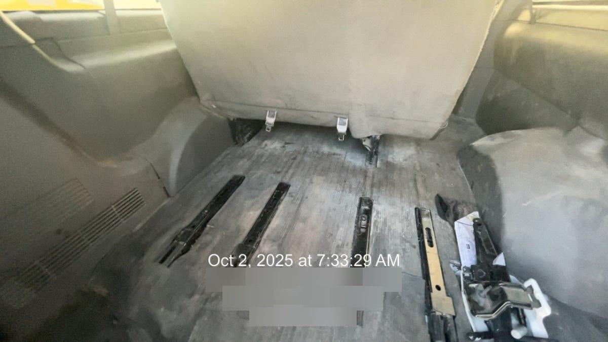 2023 CHEVROLET Express Van - Rental