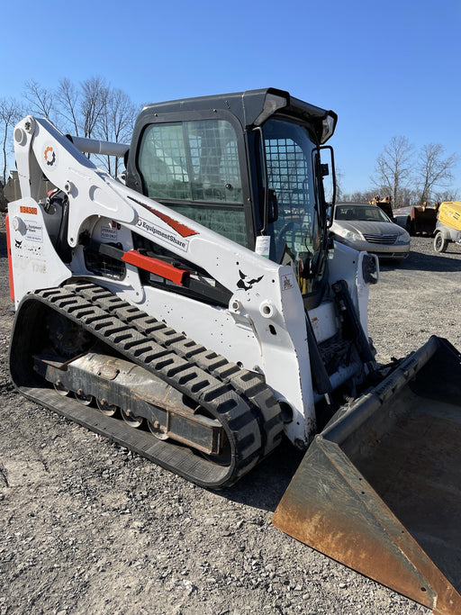 2021 BOBCAT T740