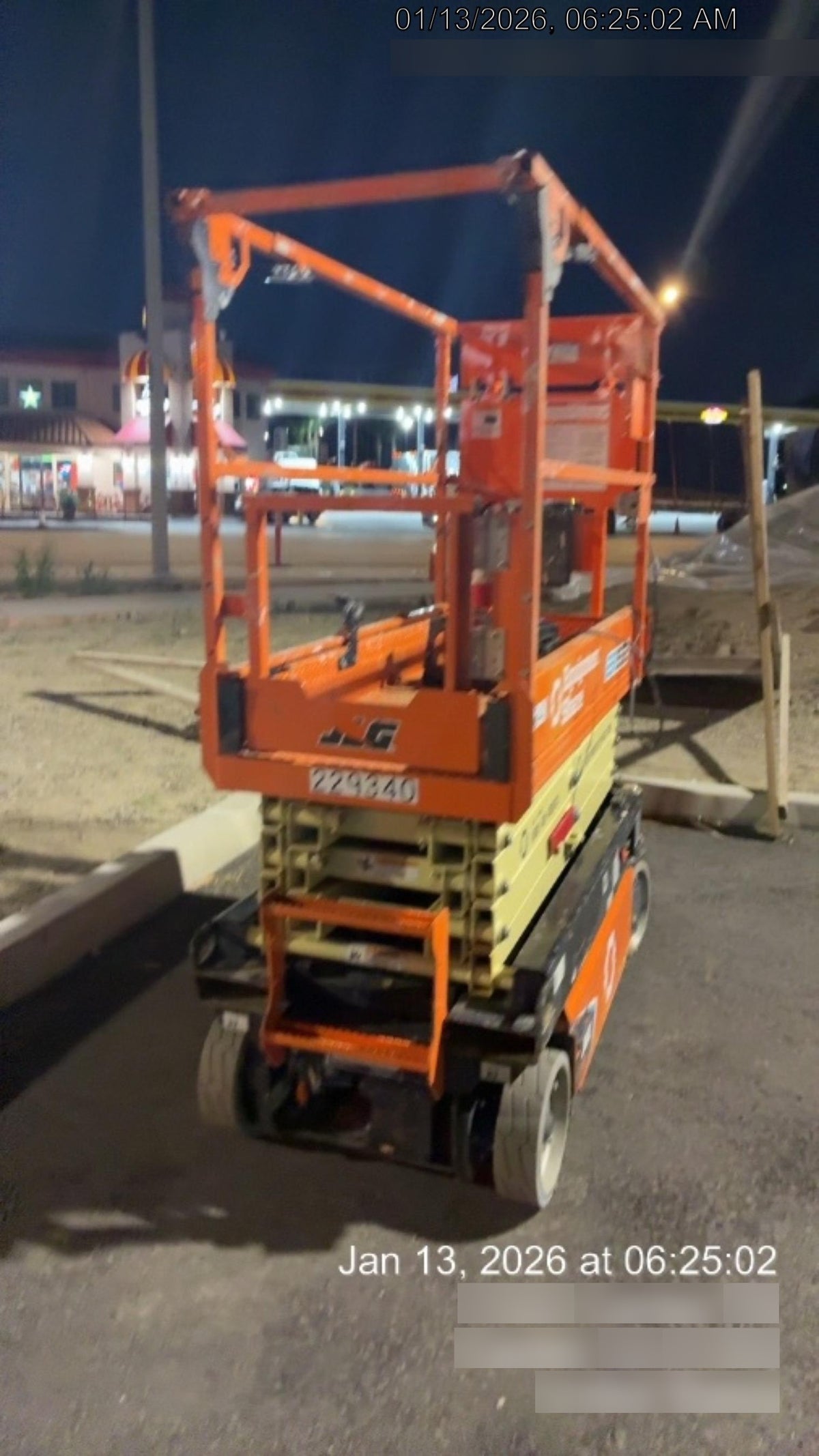2022 JLG ES1932