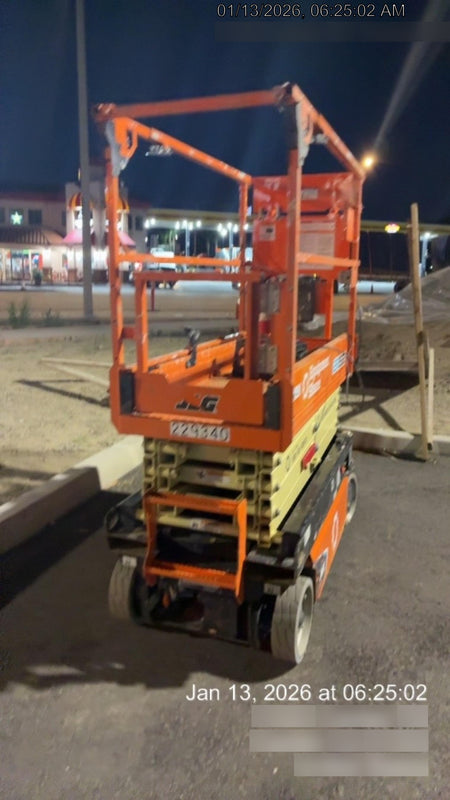 2022 JLG ES1932