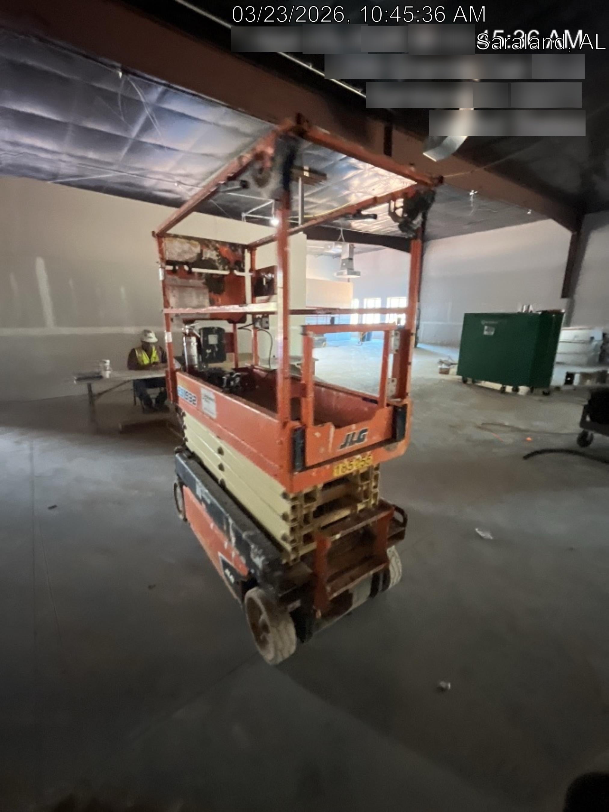 2021 JLG ES1932