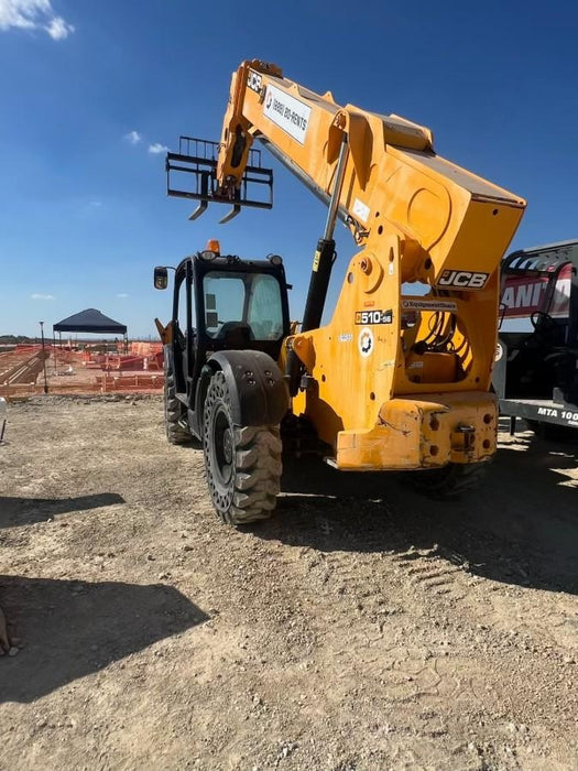 2020 JCB 510-56 Canopy, 74 HP, Solid Tires, STD Worklight, Beacon, Aux Hydraulics, Lifting Eye, Back up Alarm w/66" Carriage/60" Forks