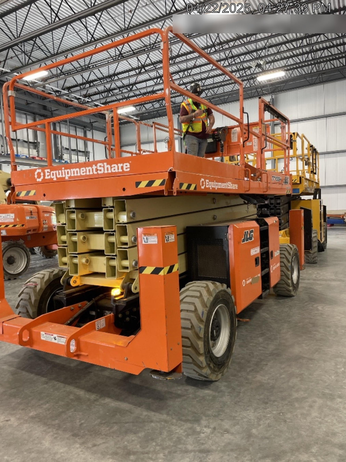 2024 JLG RT4394