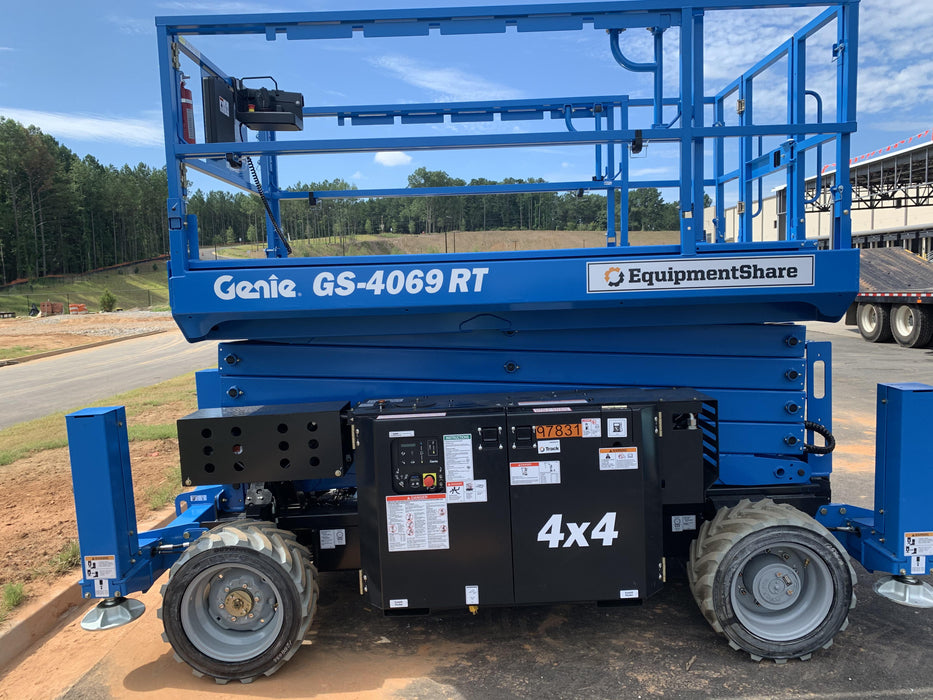2020 GENIE GS-4069 RT