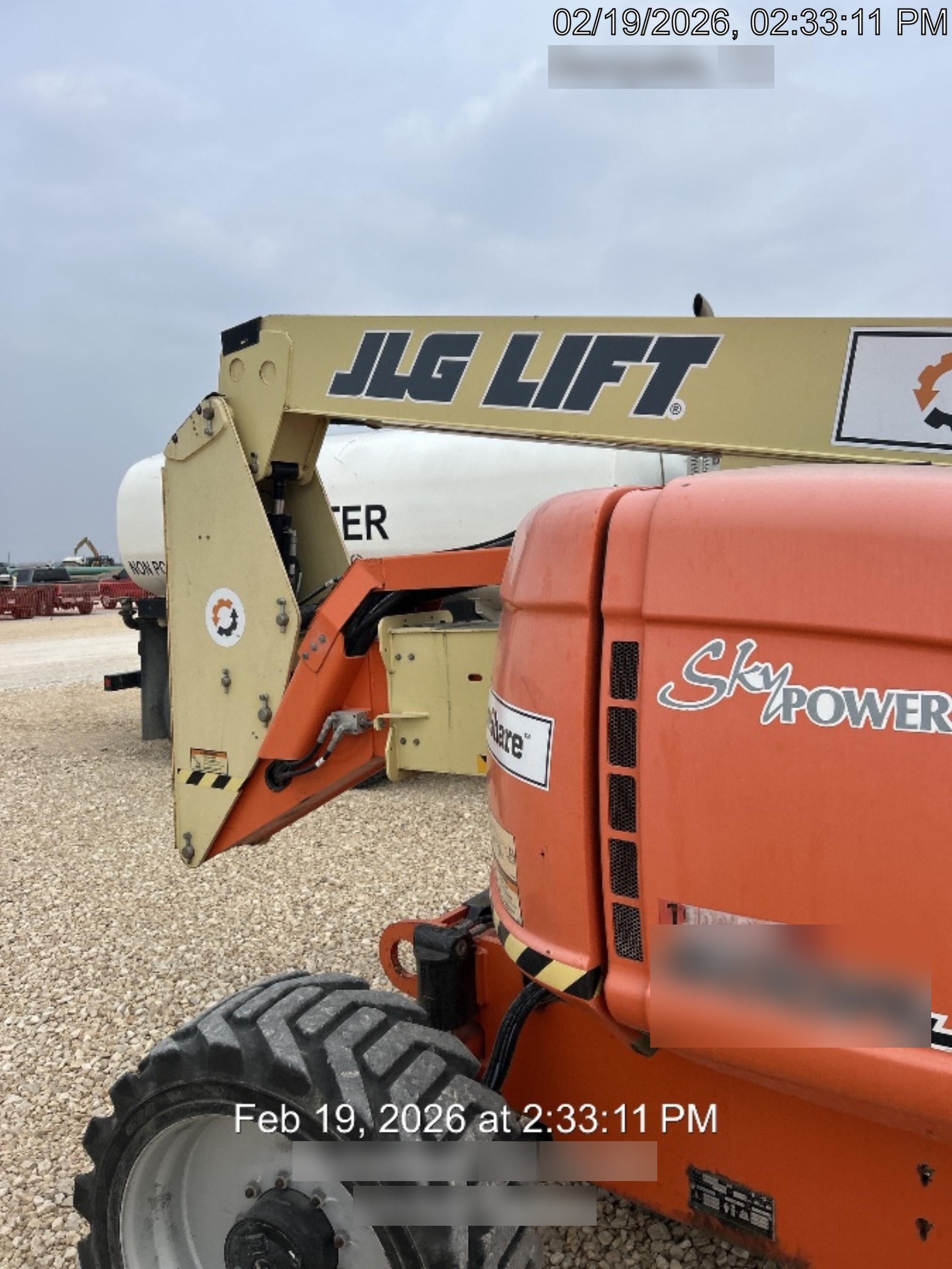 2021 JLG 600AJ