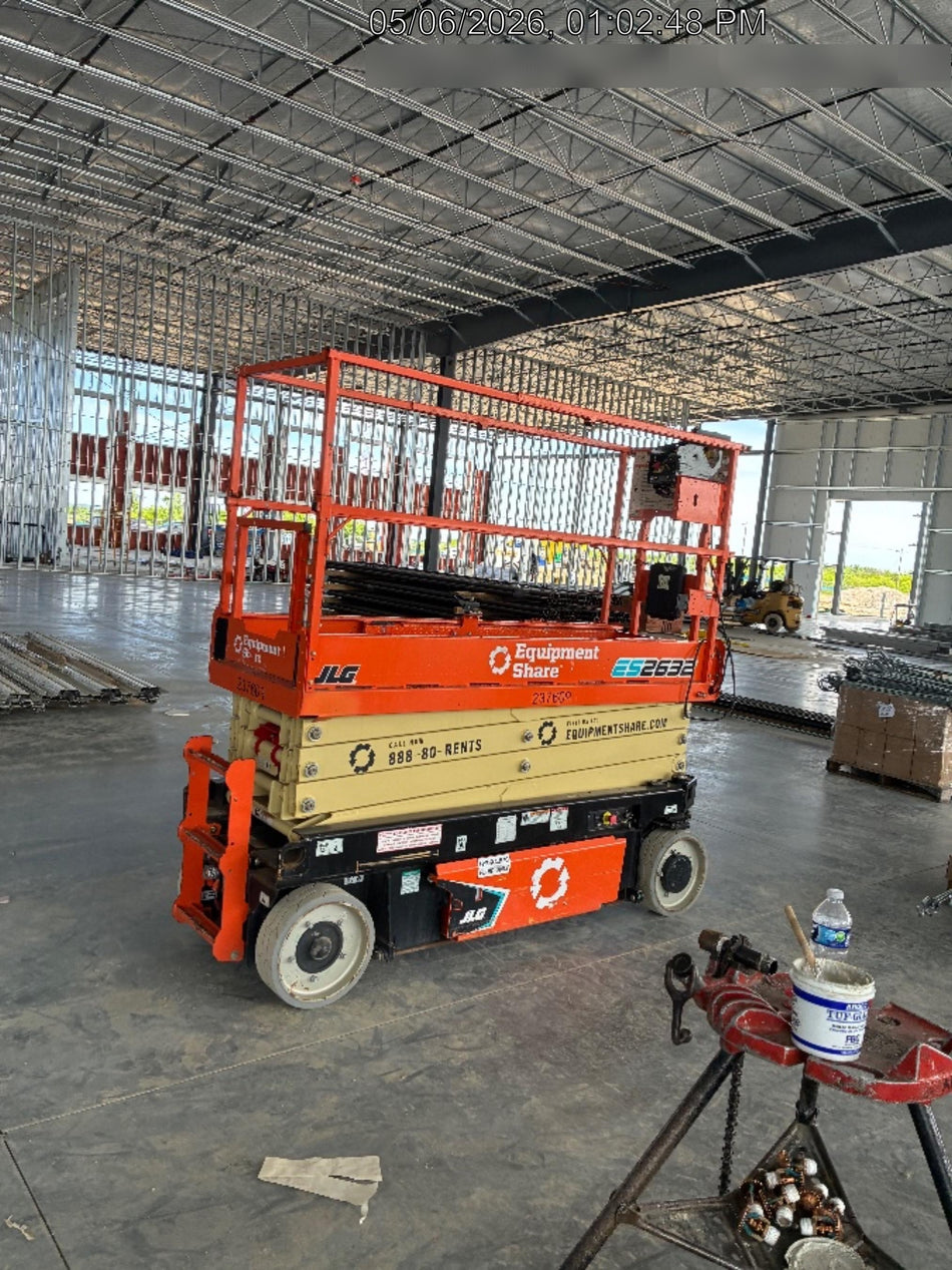 2022 JLG ES2632