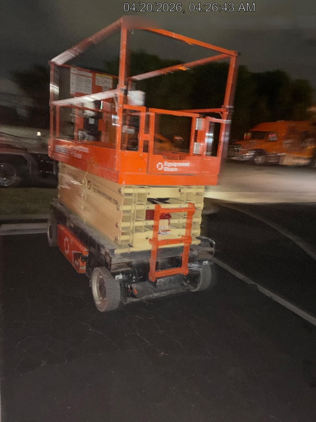 2022 JLG ES3246