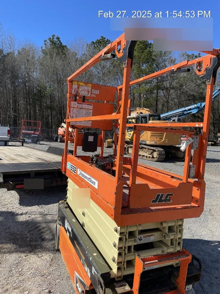 2021 JLG ES1932