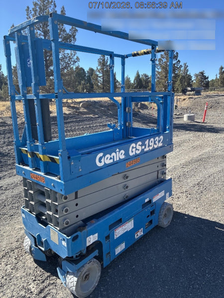 2022 GENIE GS-1932