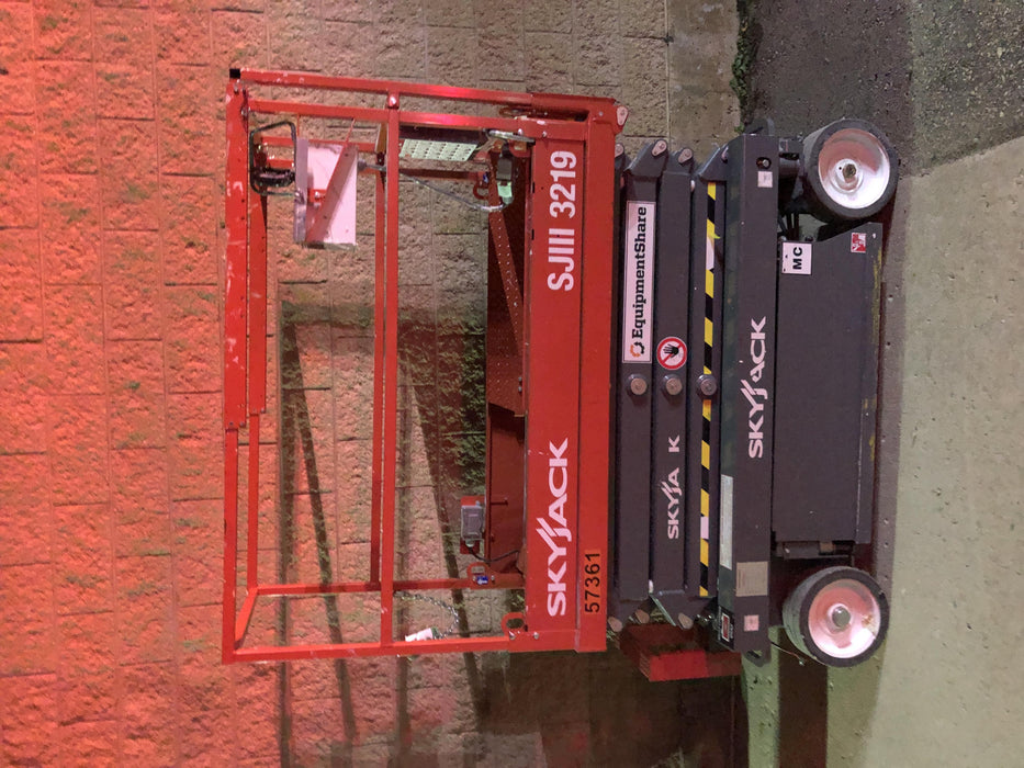 2018 Skyjack SJIII-3219 Standard Rental Specs