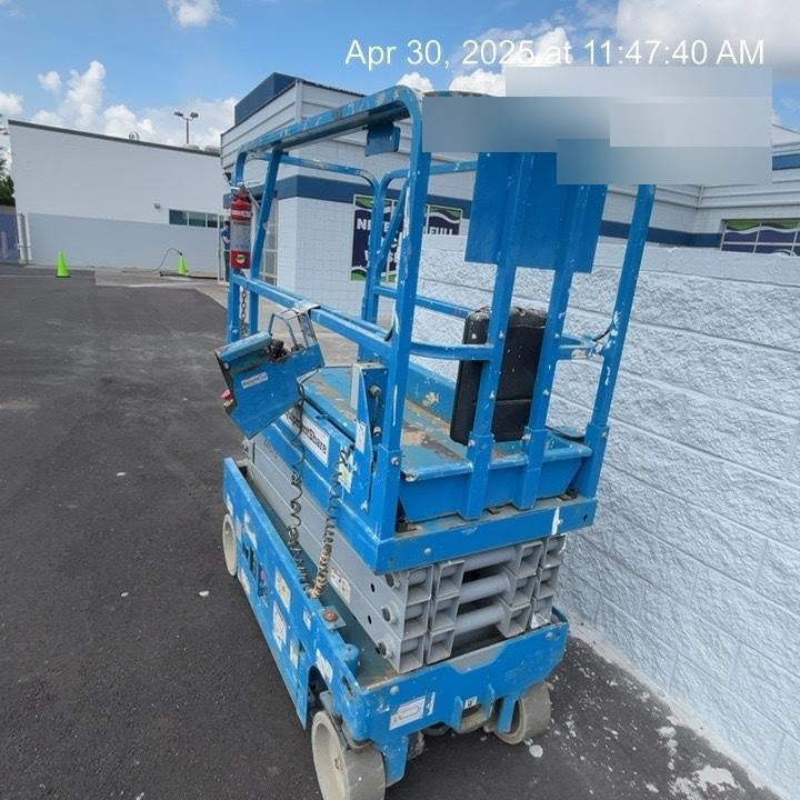 2019 Genie GS-1930 Fixed rails with chain Entry