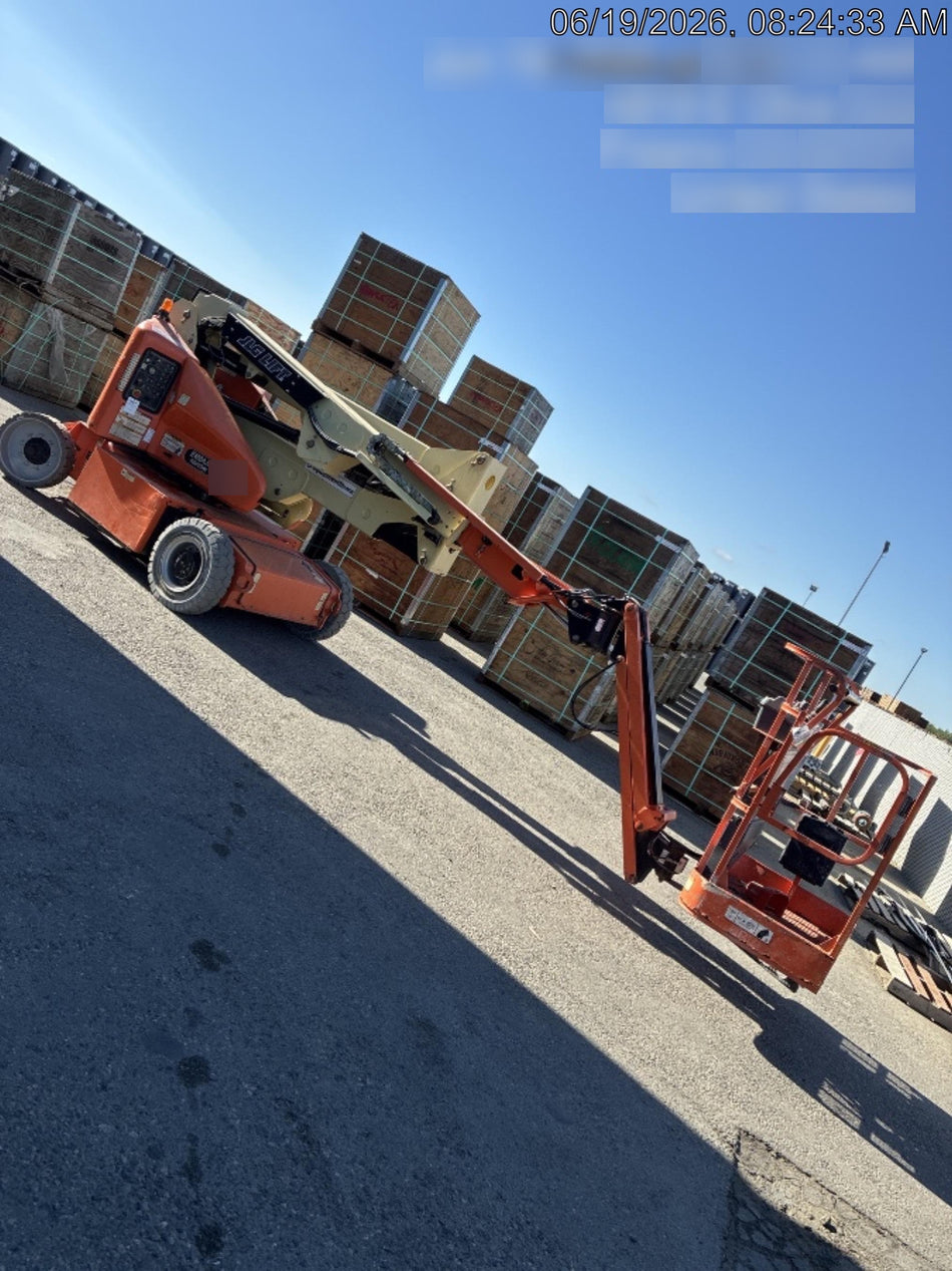 2019 JLG E400AJPN