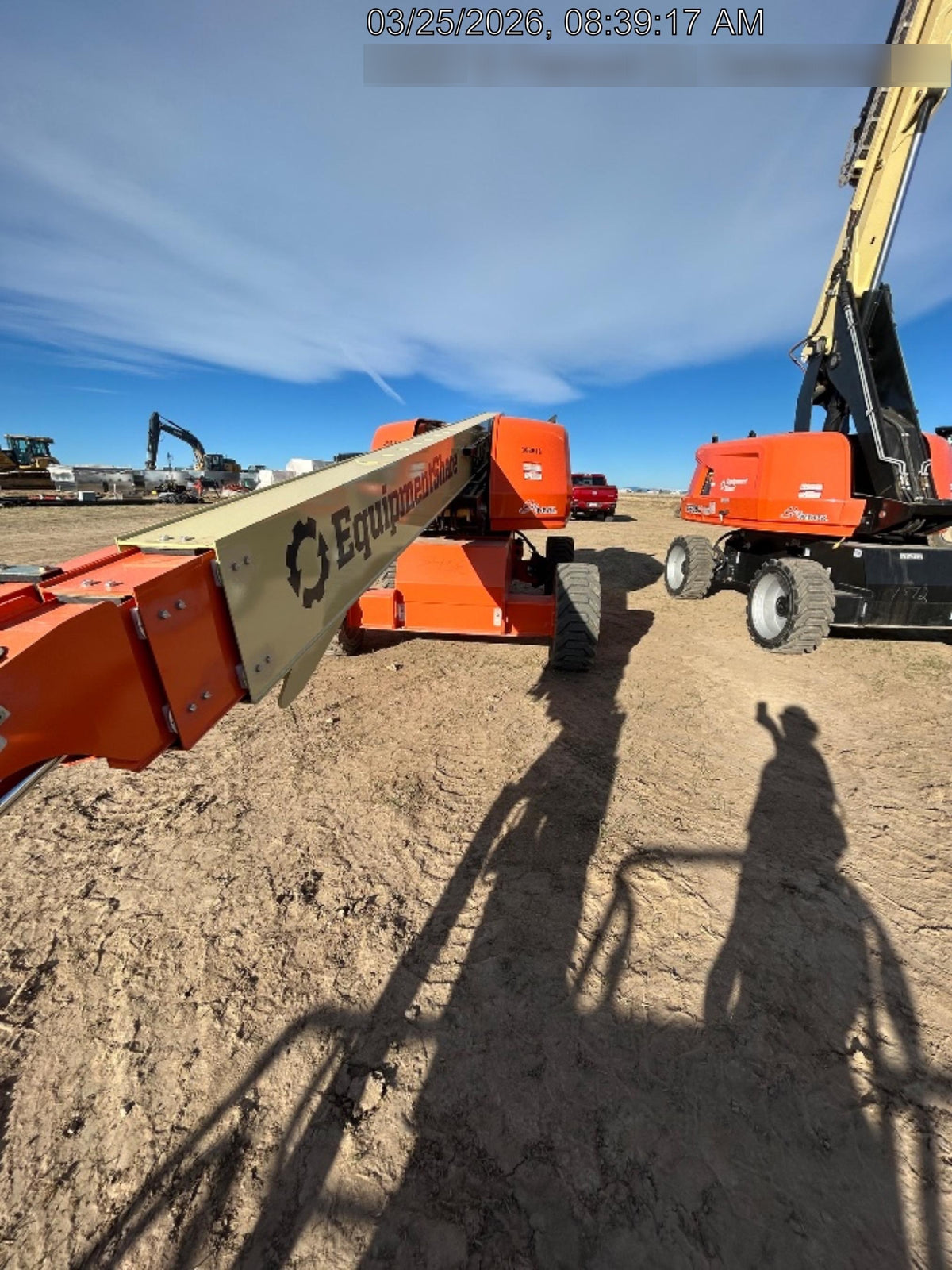 2023 JLG 660SJ