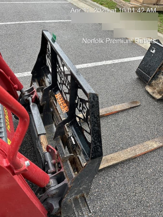 2020 WACKER NEUSON 48" Pallet Forks