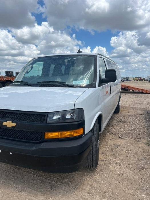 2025 CHEVROLET Express Van - Rental