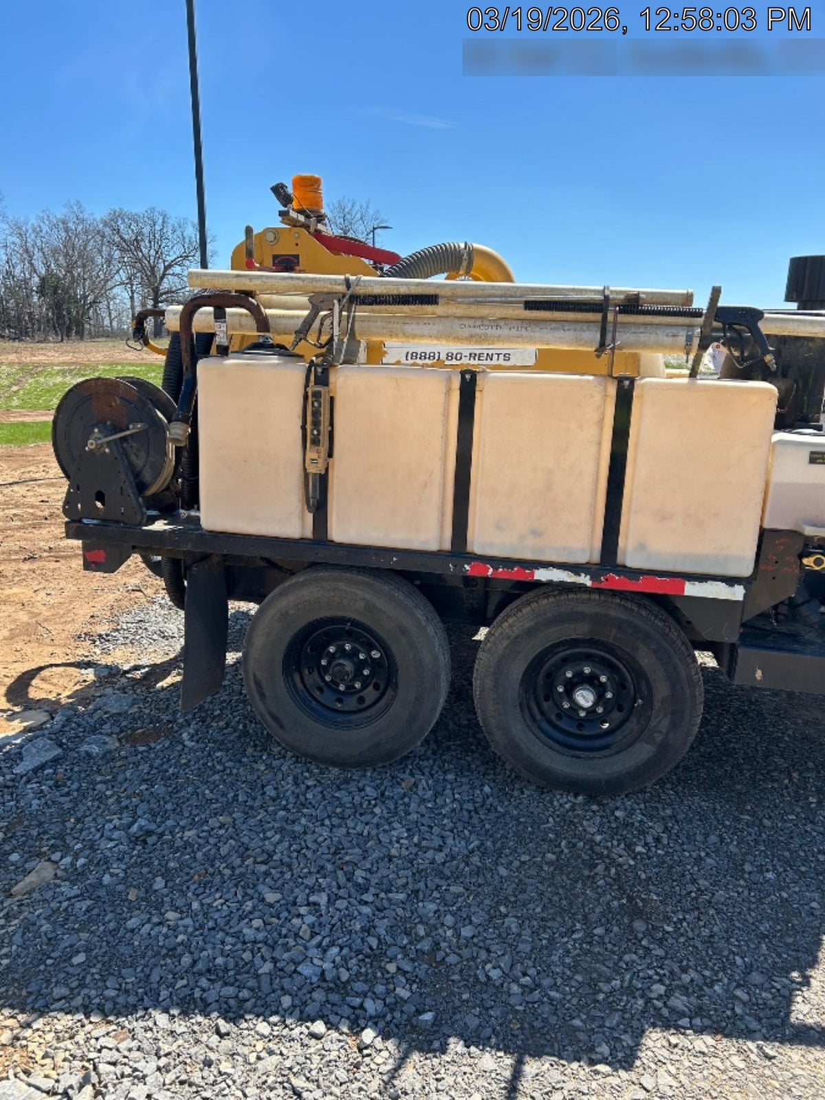 2023 Vac-Tron LP573XDT T4 Koehler Diesel Engine, 500 Gallon Debris Tank, x2 100 Gallon Water Tanks