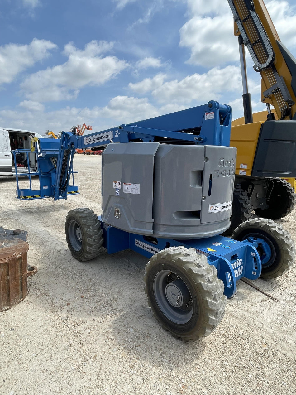 2022 GENIE Z-34 IC