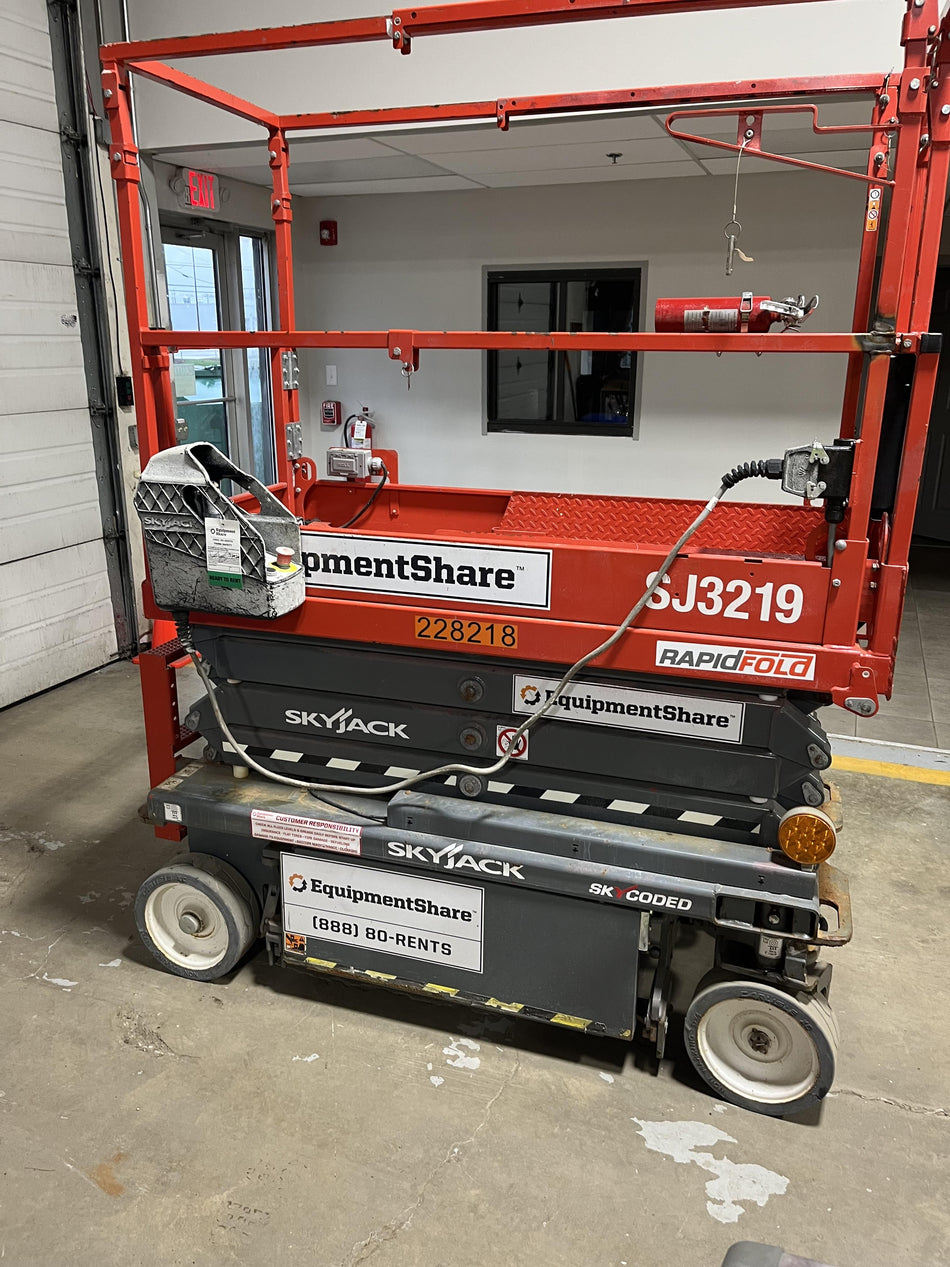 2022 SKYJACK SJ3219