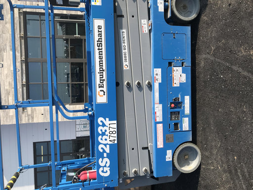2019 Genie GS-2632 Folding rails with half height swing gate
