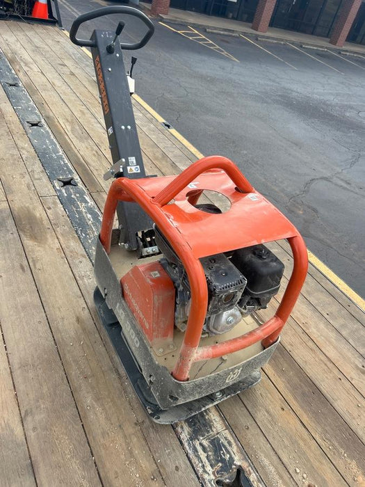 2024 HUSQVARNA LG300