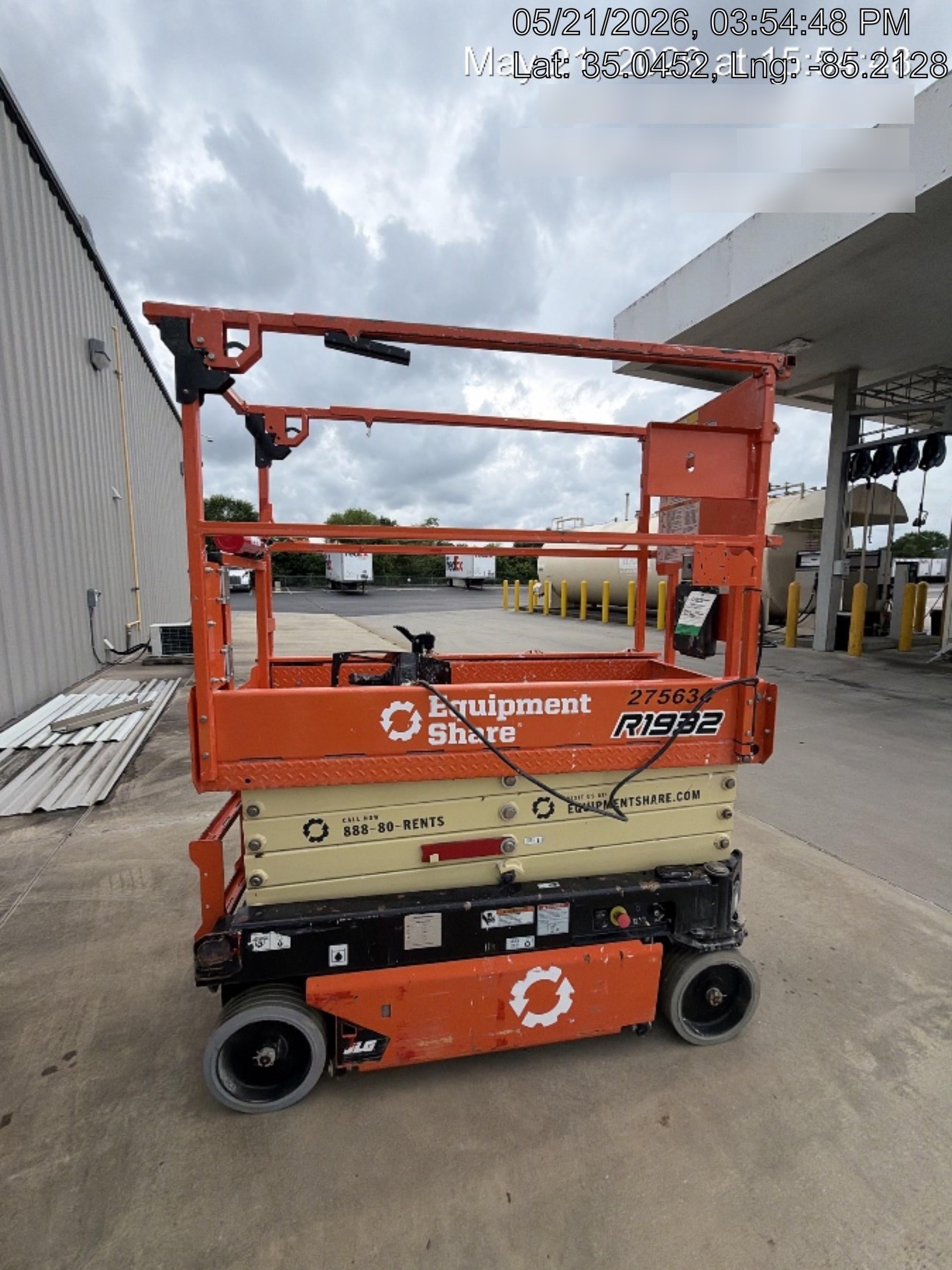 2022 JLG R1932