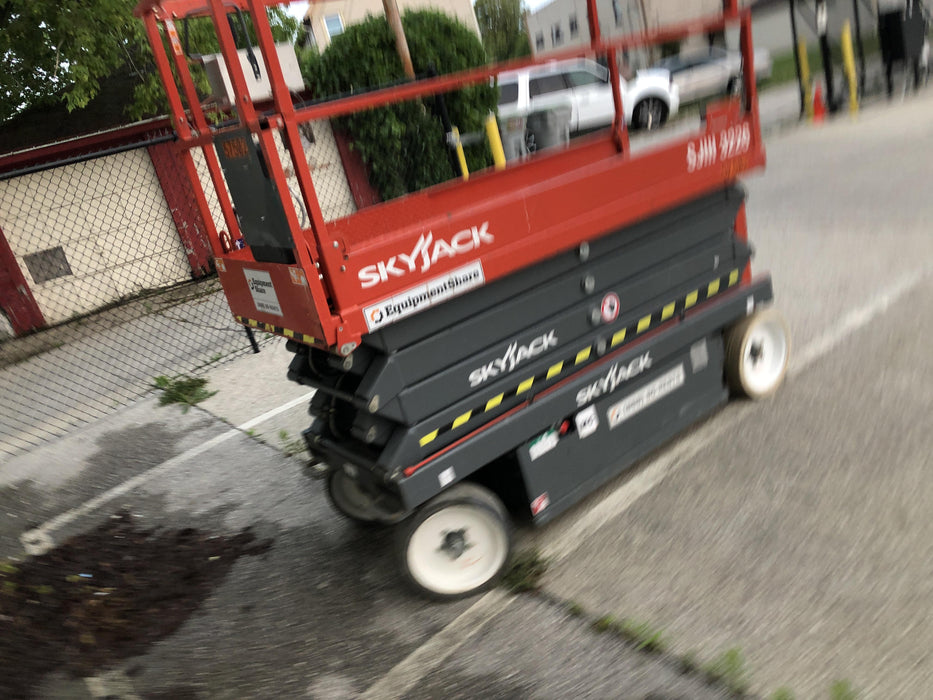 2017 Skyjack SJIII-3226 Standard Rental Specs