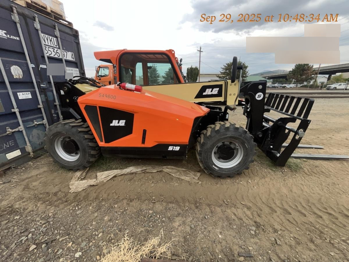 2025 JLG 519