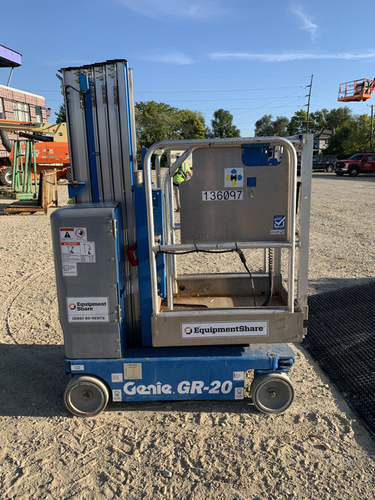 2021 GENIE GR-20