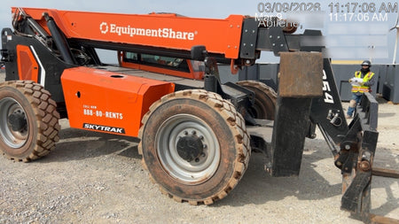 2025 SKYTRAK 10054
