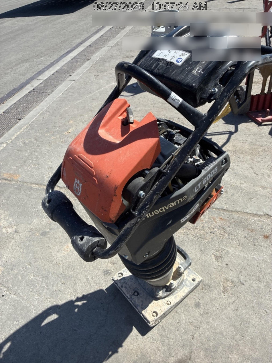 2025 HUSQVARNA LT6005