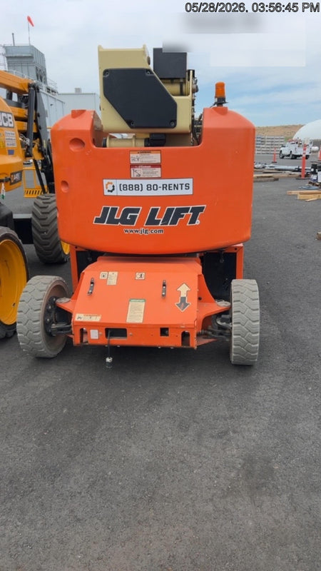 2019 JLG E400AJPN