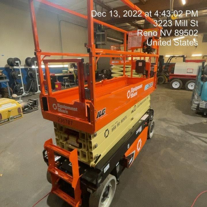 2022 JLG ES2632