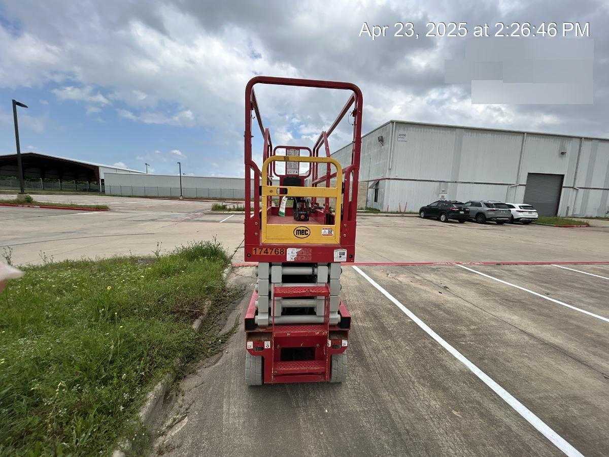 2021 MEC 2632SE