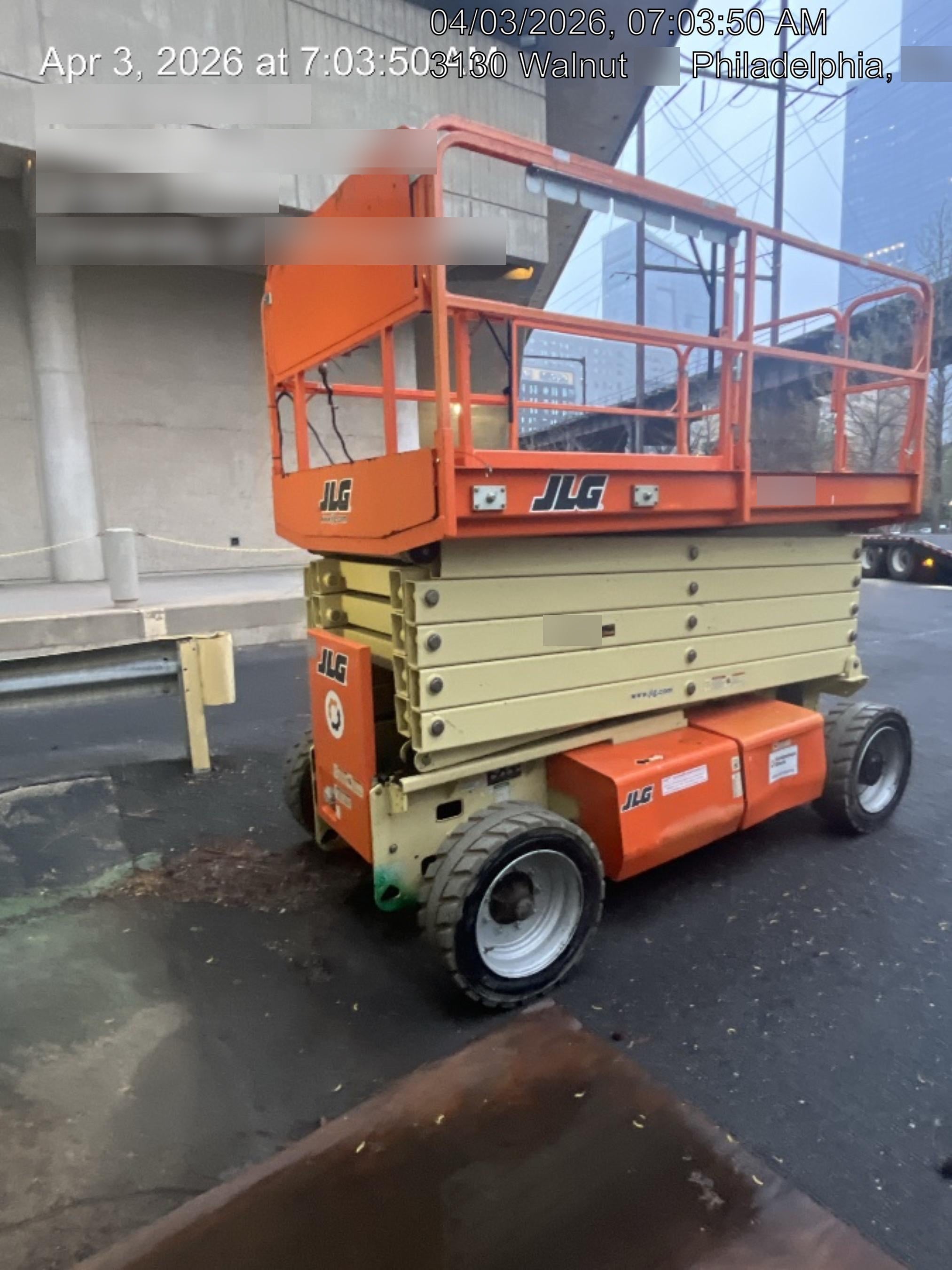 2019 JLG 4069LE Solid Non Marking Tires, Rotating Beacon