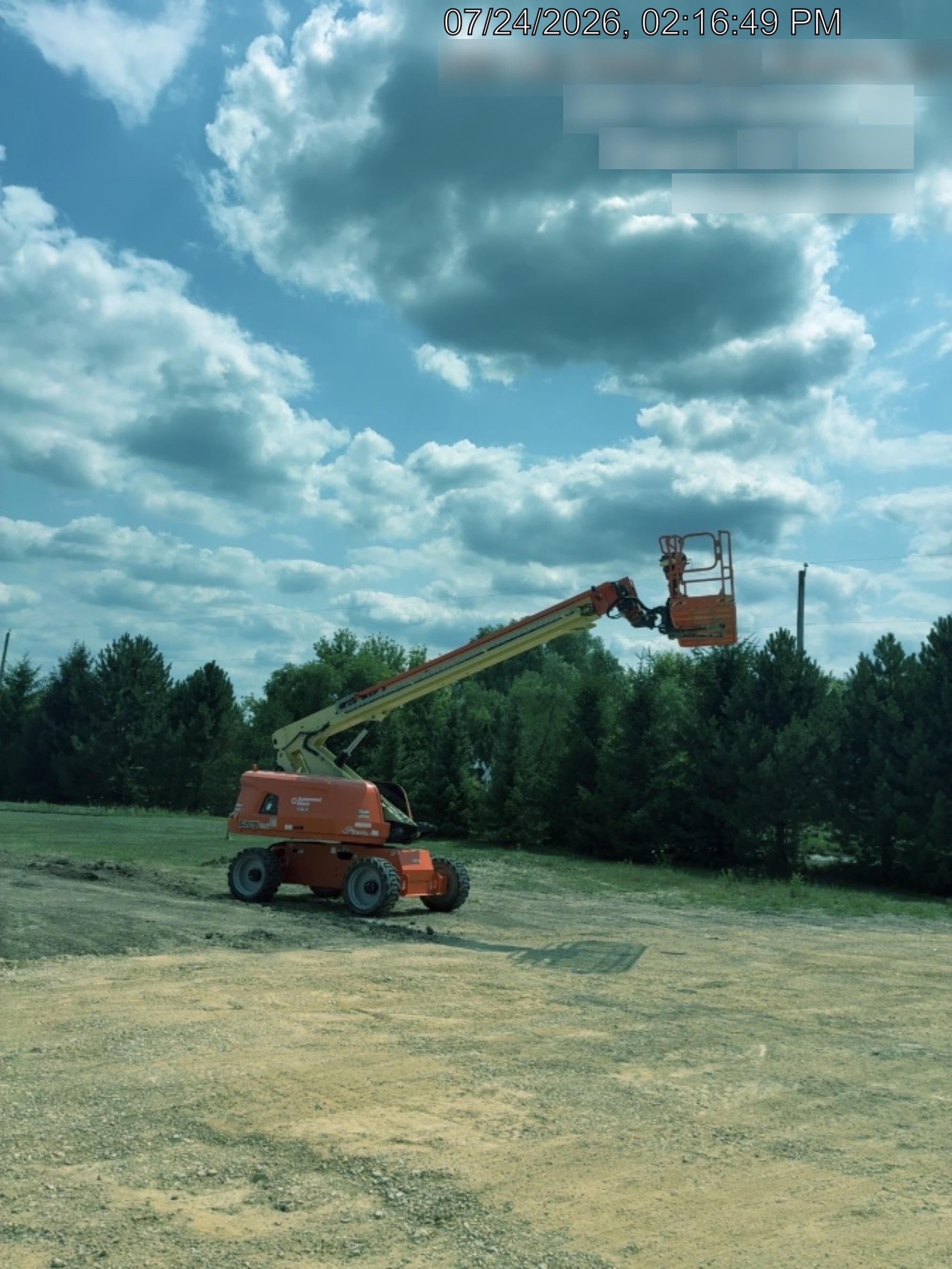2022 JLG 600S