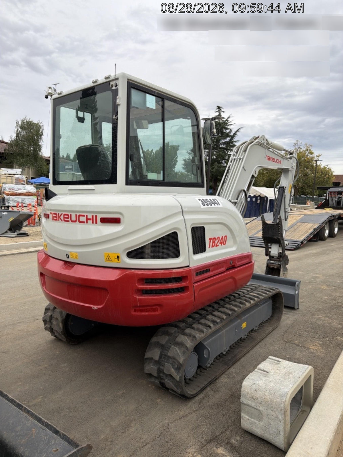 2024 TAKEUCHI TB240-CR