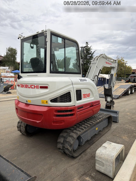 2024 TAKEUCHI TB240-CR