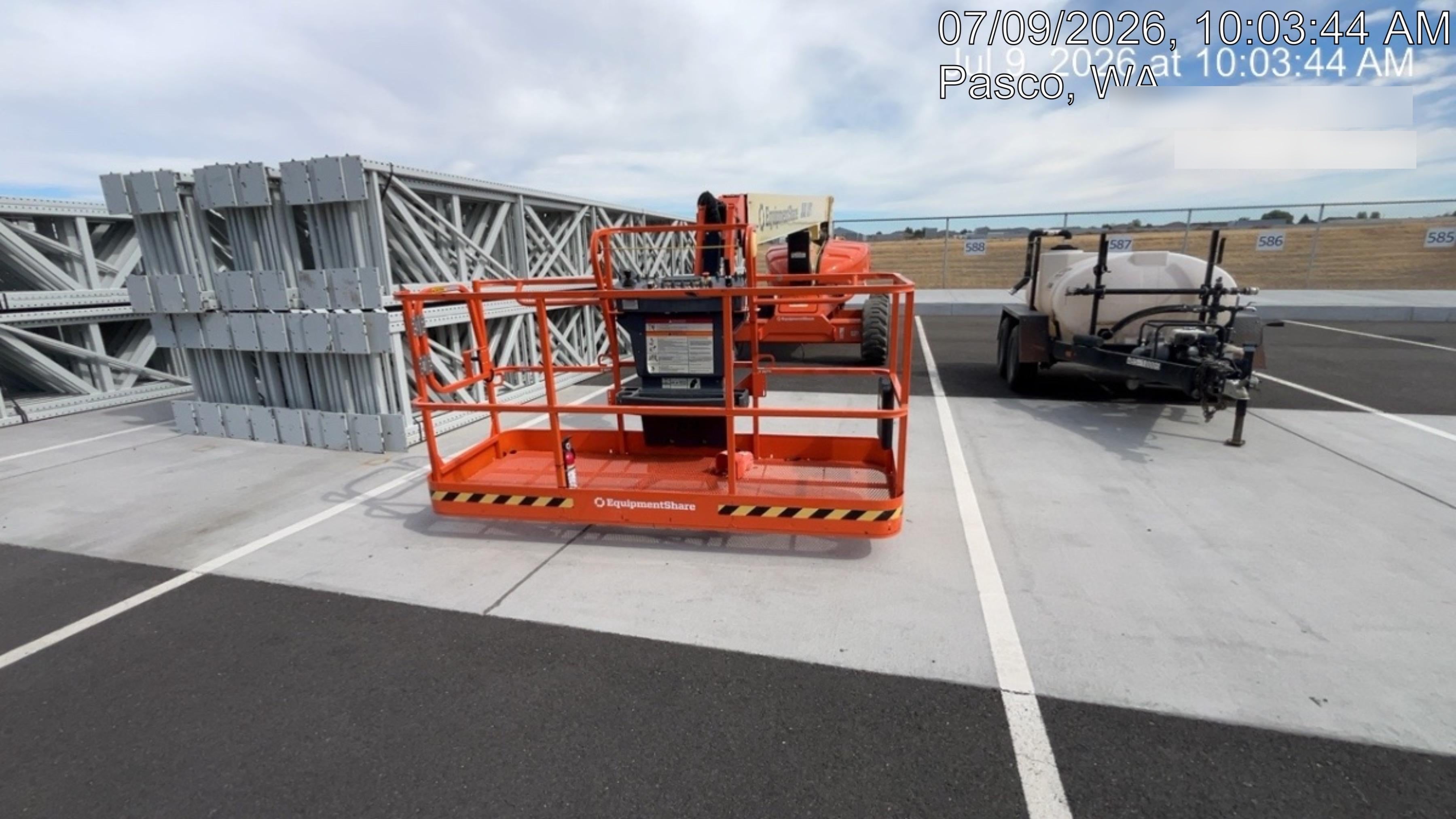 2023 JLG EC600SJ