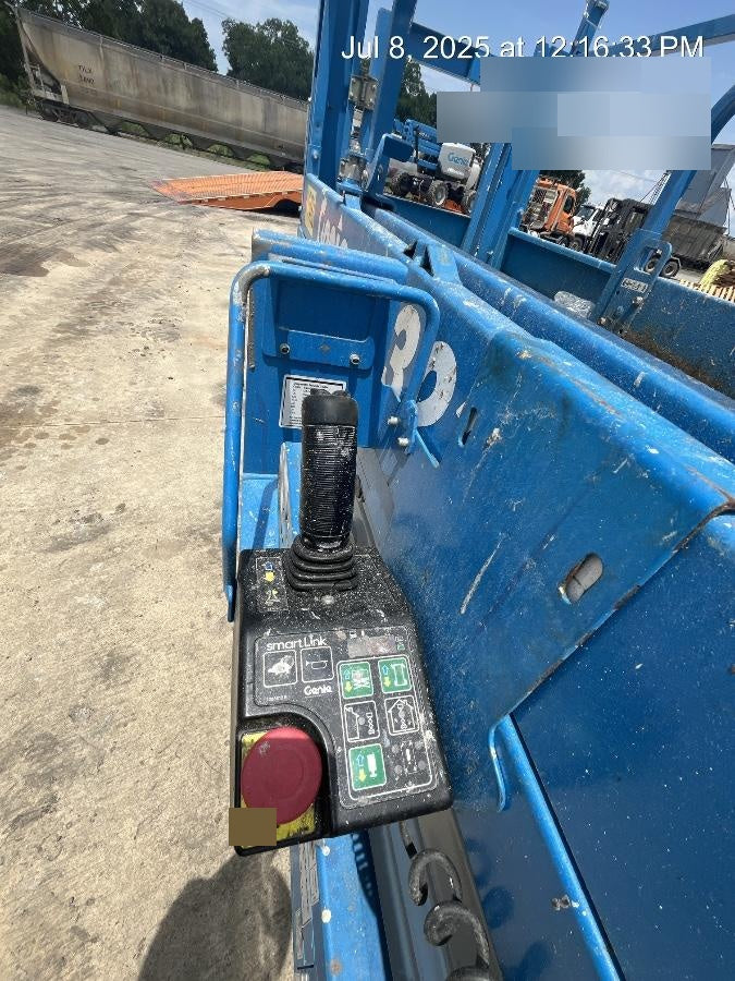 2021 GENIE GS-3232