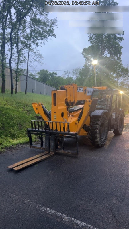 2022 JCB 510-56