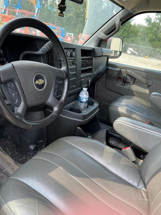 2023 CHEVROLET Express Van - Rental