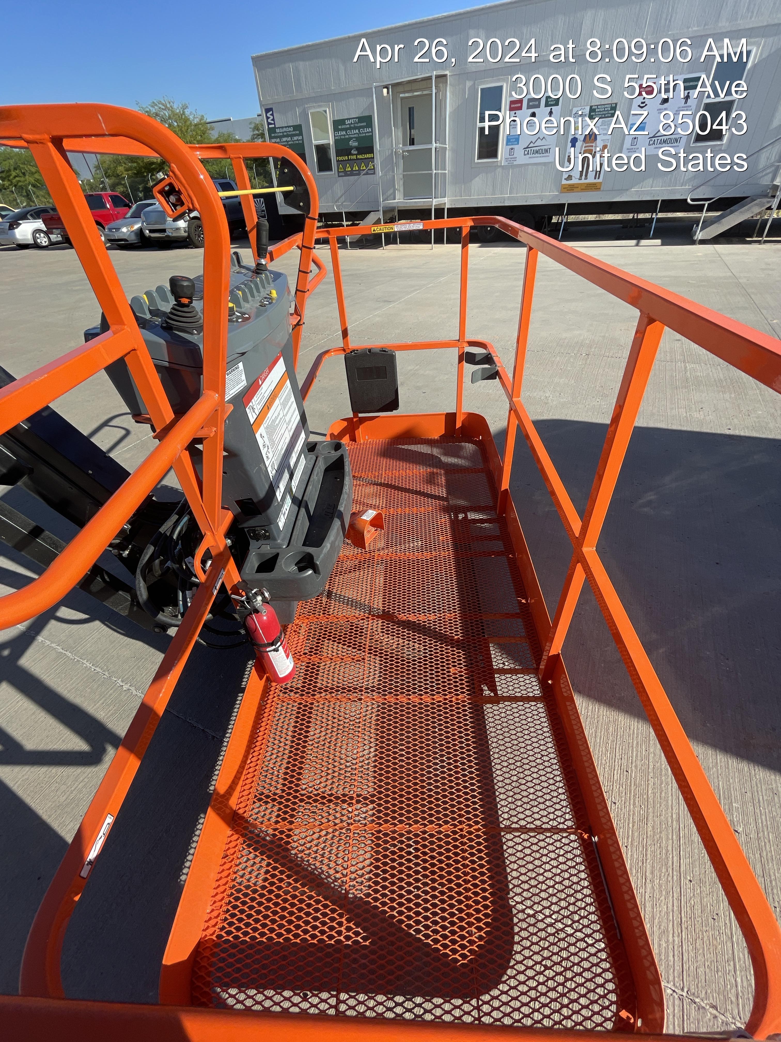 2024 JLG 660SJ